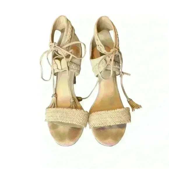 B Mischka Beige High Heel Shoes Ankle Strap Size 8 - Picture 2 of 5